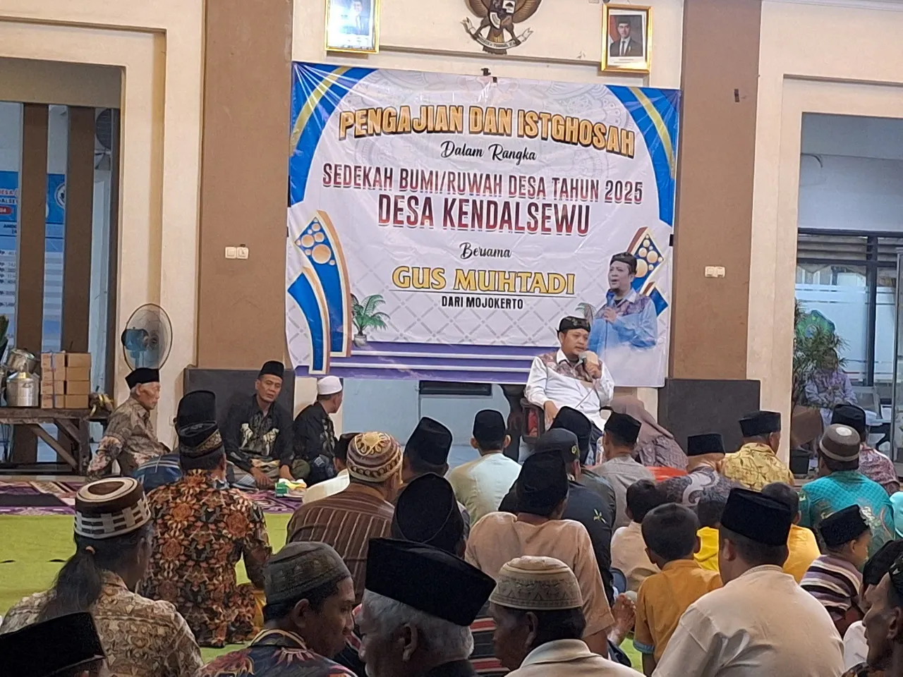 Peringati Ruwat Desa, Pemdes Kendalsewu Gelar Sholawatan dan Pengajian Umum