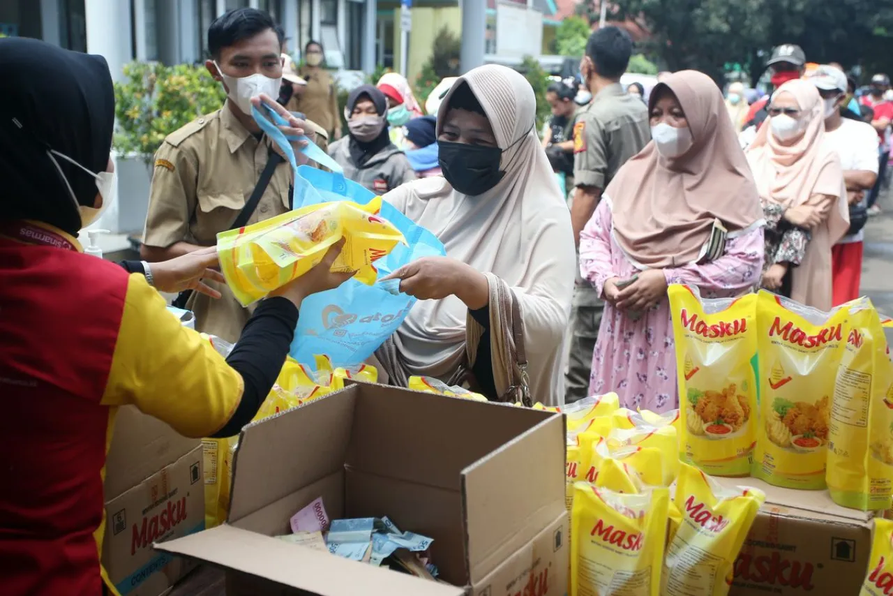 Prabowo Targetkan Harga Kebutuhan Pokok Lebih Murah dari Malaysia