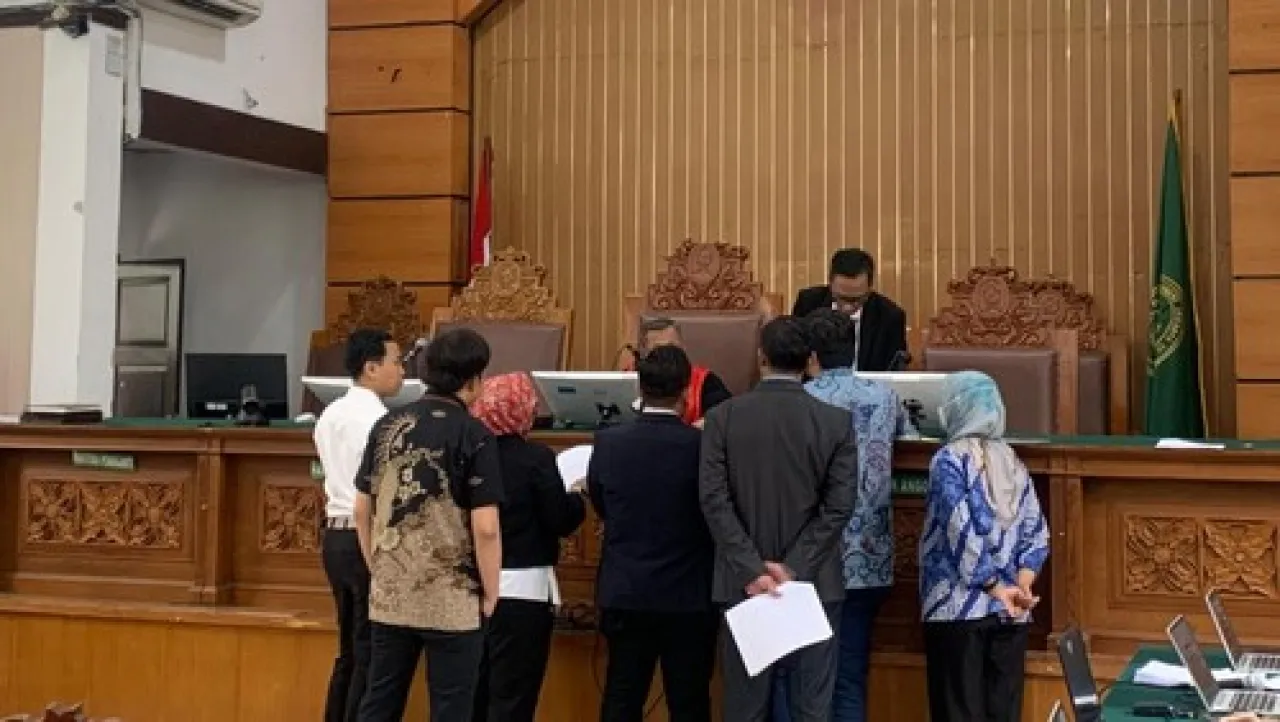Dialog Advokat Muda dan Saksi Ahli, Putusan Hari Ini