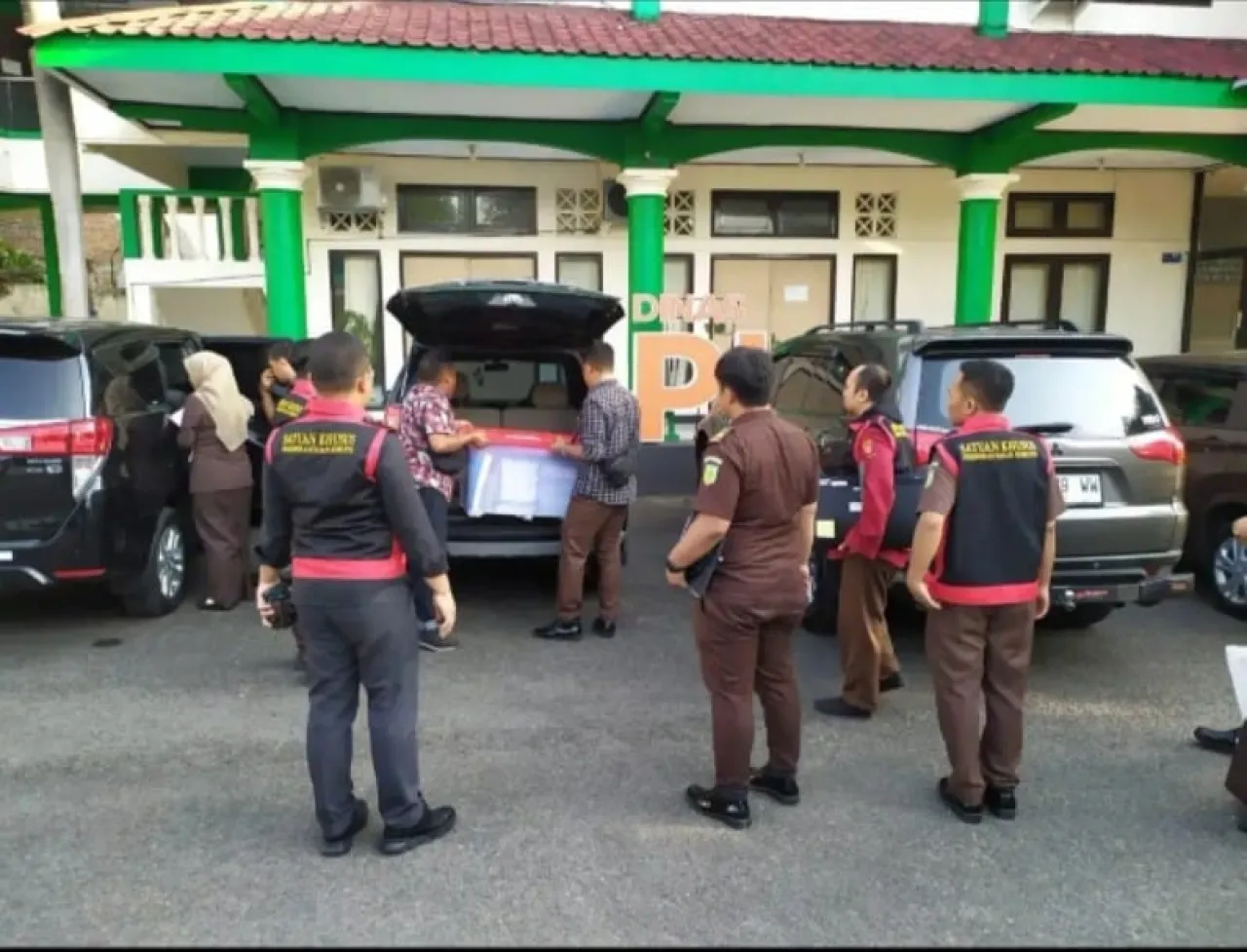 Kejari Kabupaten Blitar Lakukan Penggeledahan di Kantor PUPR Blitar