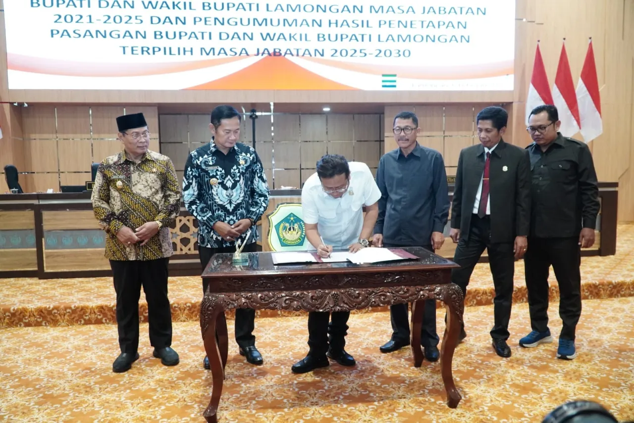 Baca juga : Usai KPU, Giliran DPRD Umumkan Penetapan Yes-Dirham Sebagai Bupati dan Wakil Bupati Lamongan