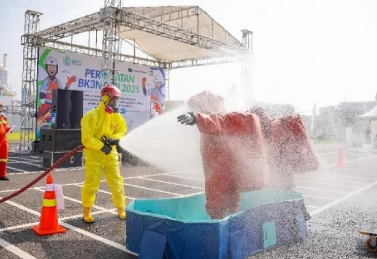 Baca juga : Budayakan Keselamatan Kerja, Smelter Freeport Capai 69 Juta Jam Kerja Aman