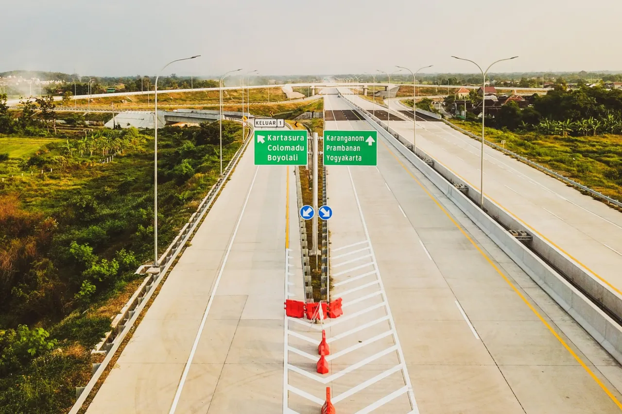 Dukung Kelancaran Arus Mudik Lebaran 2025, SIG Jamin Kekokohan Konstruksi Tol Jogja-Solo