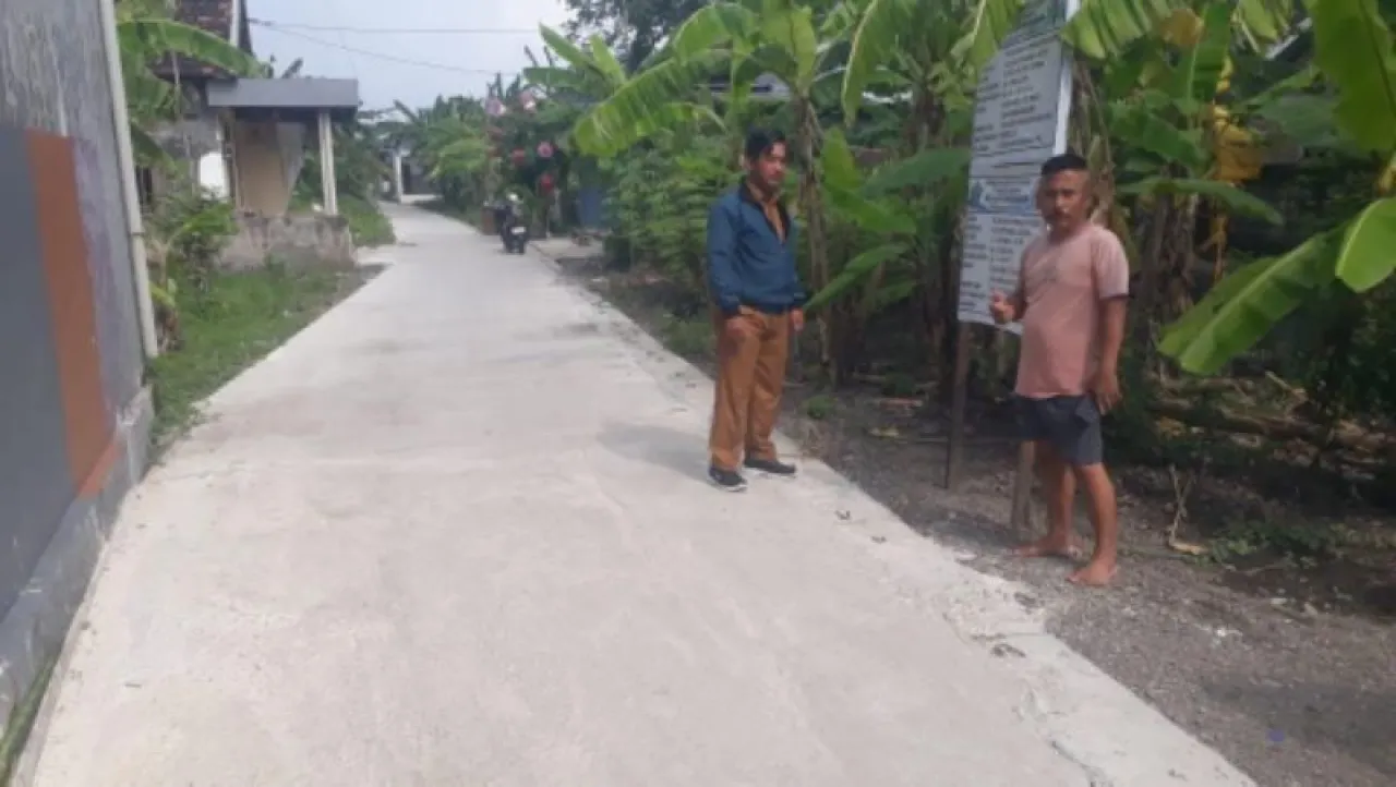 Tingkatkan Kesejahteraan Warga, Pemdes Simoangin-Angin Bangun Infrastruktur