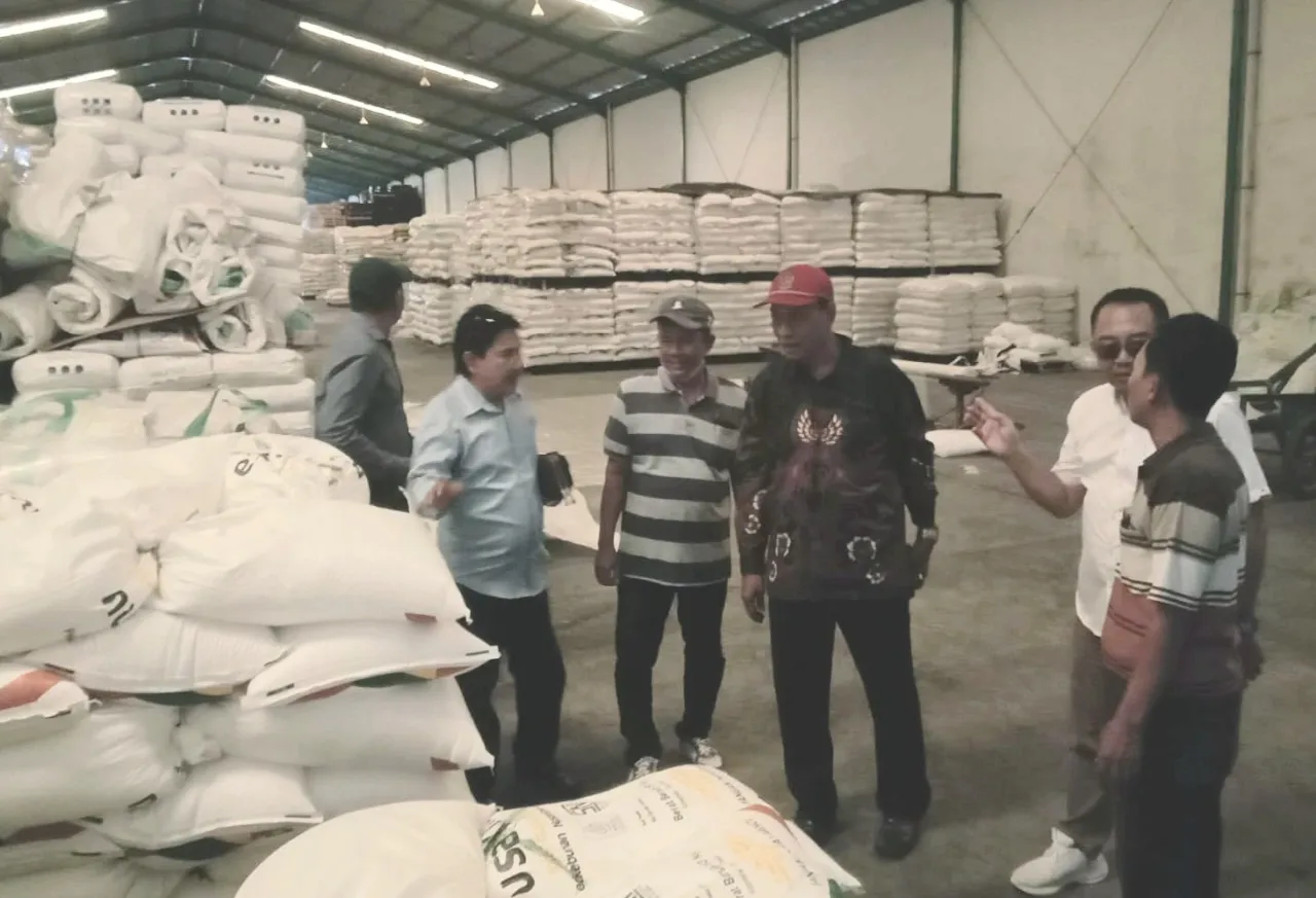 Tingkatkan Kualitas, Geomembran Berikan Harapan Baru Bagi Petambak Garam