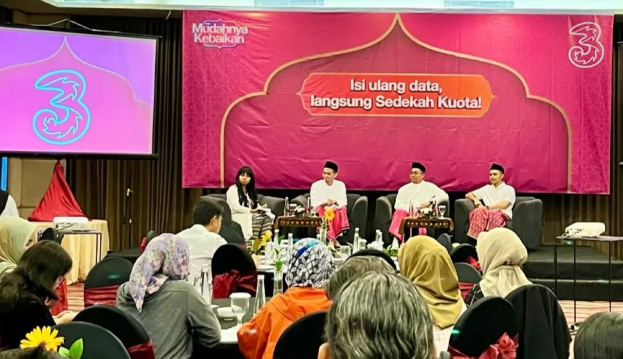 Dorong Digitalisasi Generasi Muda, Tri Hadirkan Program Sedekah Kuota Ramadan