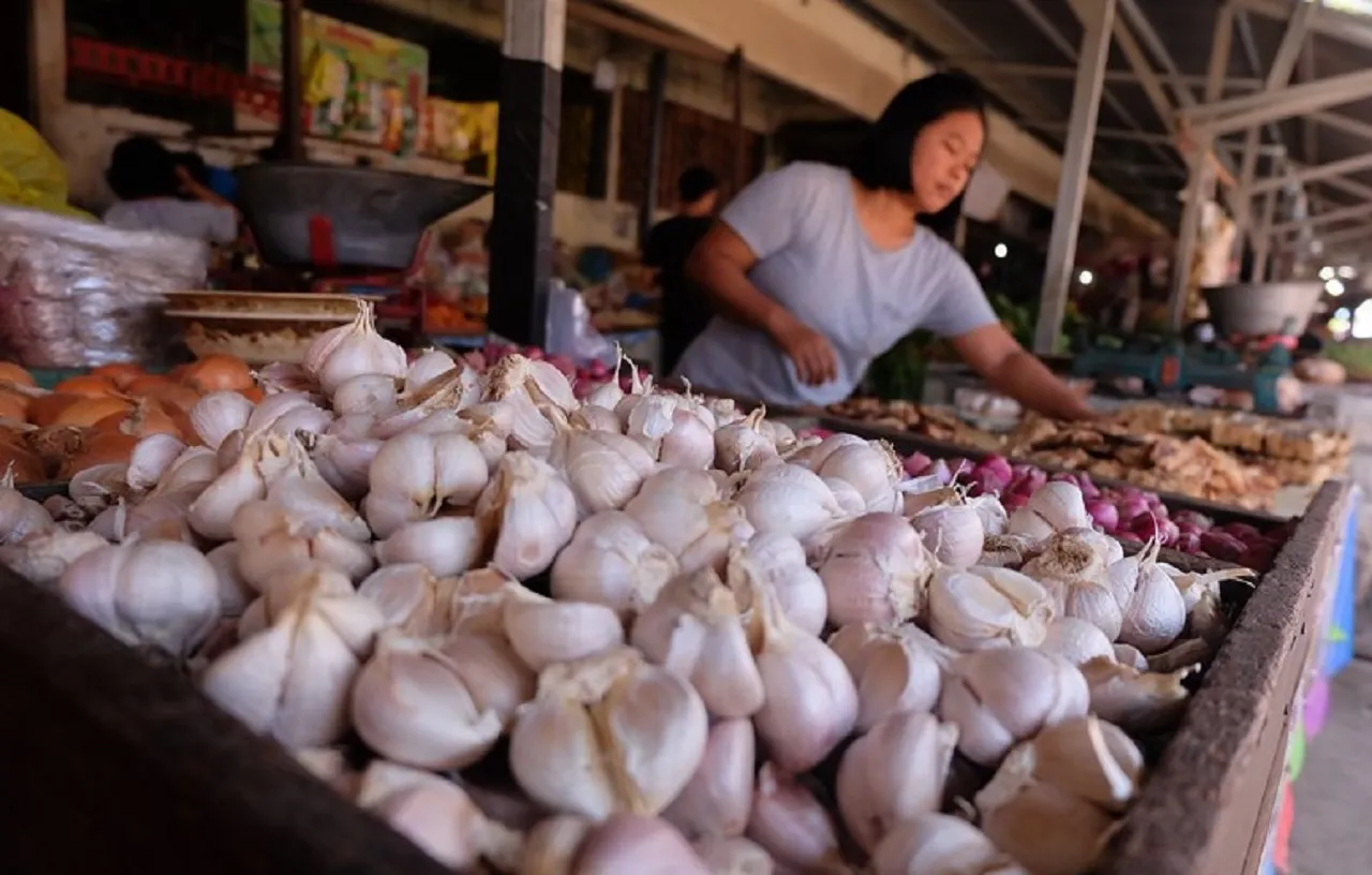 Sepekan Jelang Lebaran, Harga Bawang Putih-Cabai di Kota Batu Turun