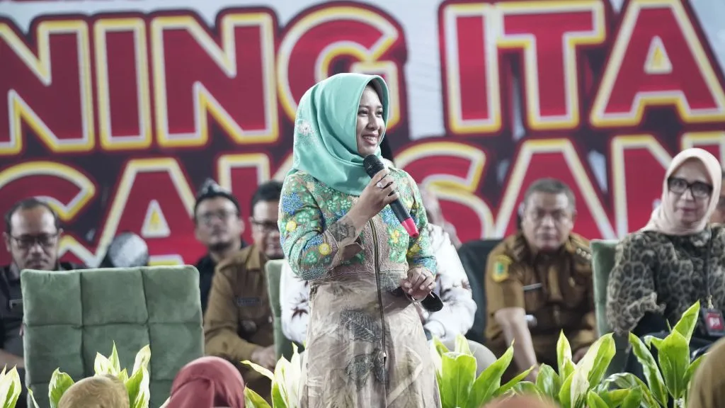 Dekat Tanpa Sekat, Ning Ita - Cak Sandi Tasyakuran dengan Ribuan Relawan 'Bolo Sewu'