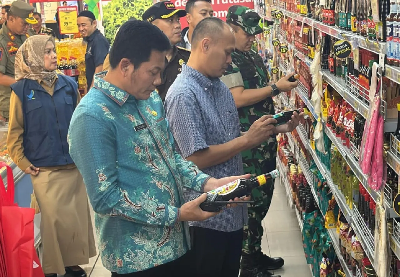 Inspeksi Dadakan, Bupati Subandi Pastikan Mamin Aman Dikonsumsi Jelang Hari Raya Idul Fitri