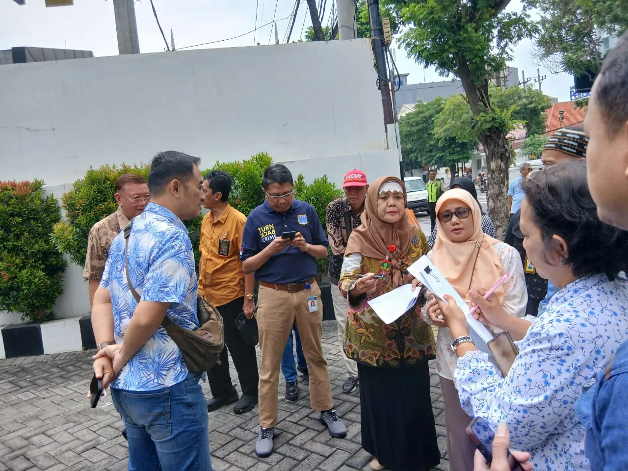 Drama Warisan Rp 3,3 Miliar: Ibu Gugat Menantu, Benarkah Uang Titipan Digunakan untuk Beli Rumah?