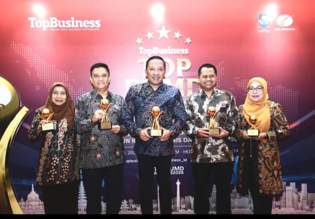Kinerja Apik BUMD Menghantarkan Bupati Sampang Meraih TOP Pembina BUMD 2025
