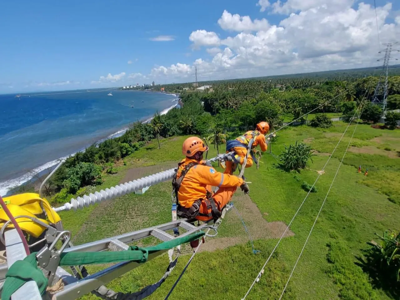 PLN Jadi Perusahaan Energi Terbaik untuk Mengembangkan Karir di Indonesia Versi LinkedIn
