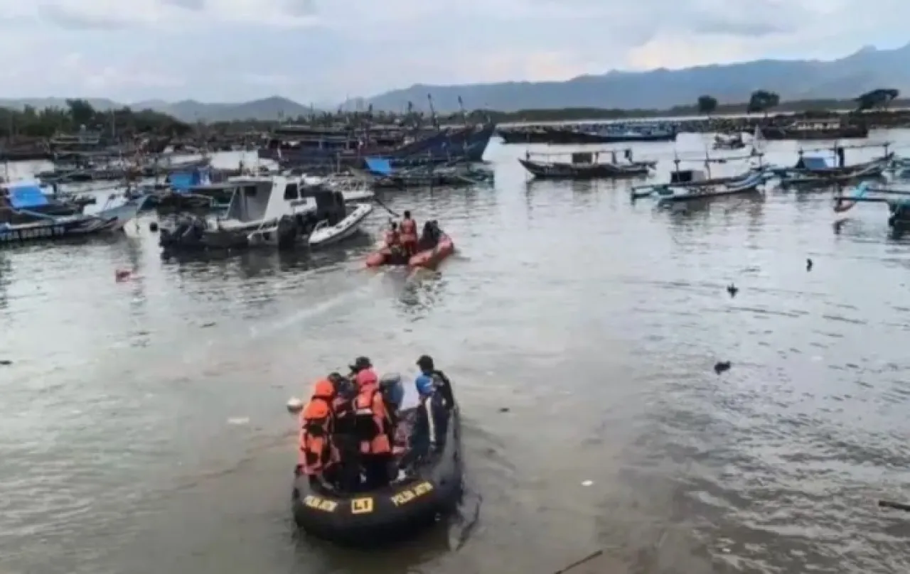 Sepekan Dicari, Pencarian Pemancing di Pacitan Terseret Ombak Dihentikan