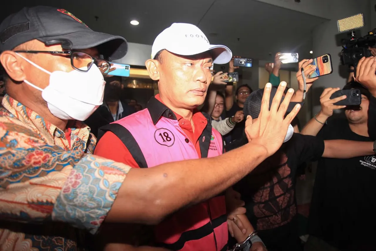 Petinggi Pengadilan Atur Putusan Minyak Goreng