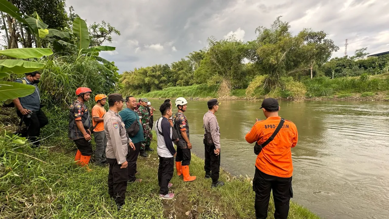 Pencari Ikan Hilang di Sungai Brantas, hingga 2 Hari Belum Ditemukan