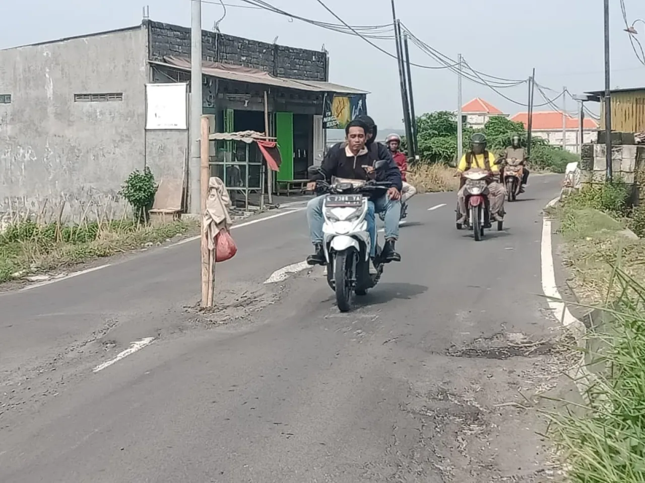 Komisi III DPRD Gresik Minta Jalan Alternatif Banjarsari-Kedanyang Diperbaiki dan Diportal