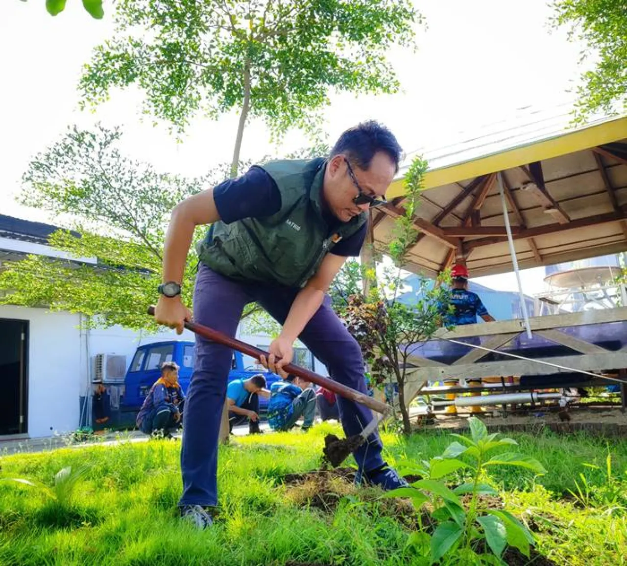 Jaga Kelestarian Lingkungan, Depo Kereta Api Blitar, Gelar Penanaman Pohon