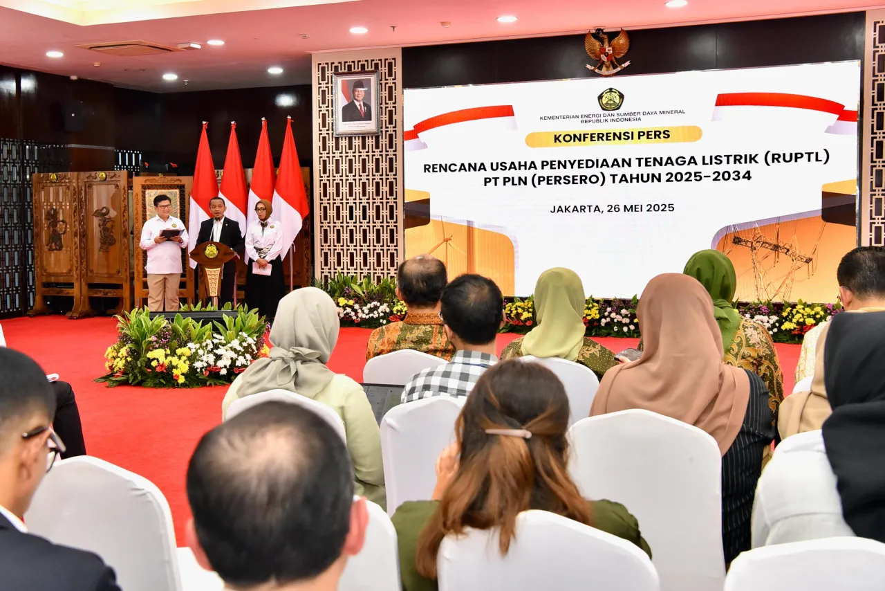 Tingkatkan Bauran EBT, PLN Siap Jalankan RUPTL Terhijau Sepanjang Sejarah