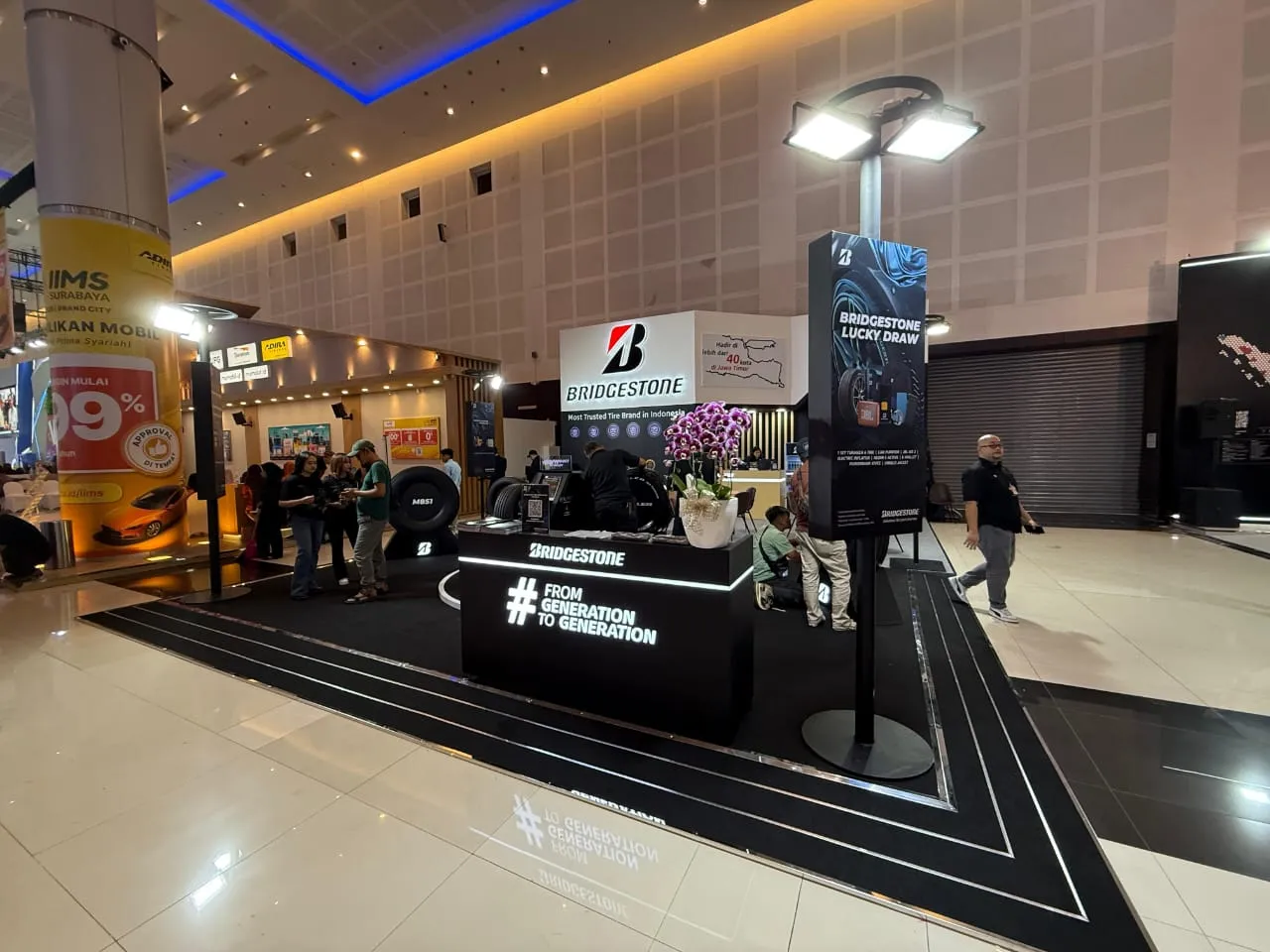 Bridgestone Pamerkan Teknologi Ban Ramah Kendaraan Listrik di IIMS Surabaya 2025