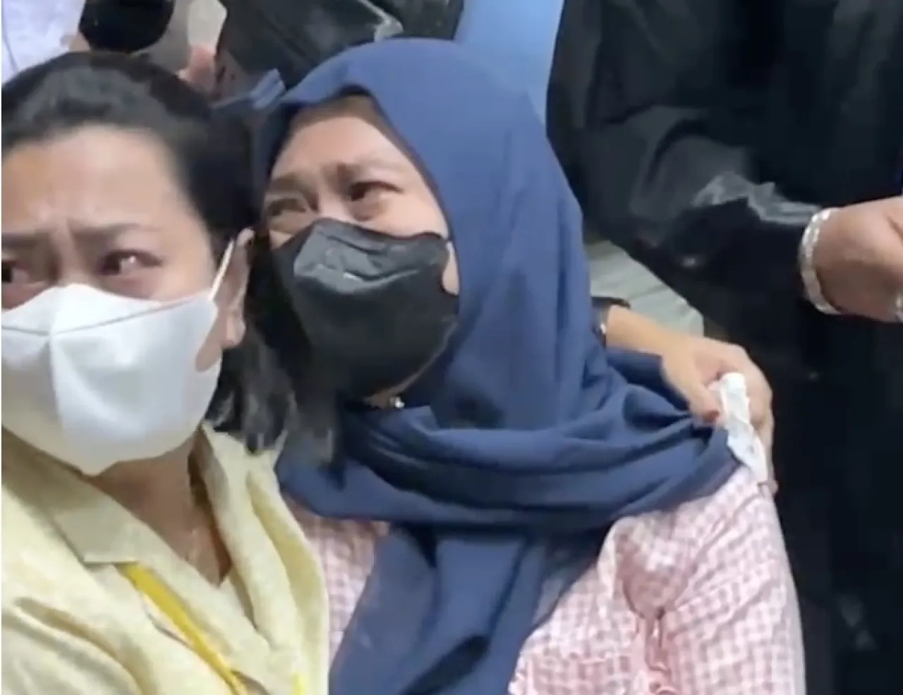 Kompol Juwita, Istri Satria Nanda, Menangis sampai Matanya sembab
