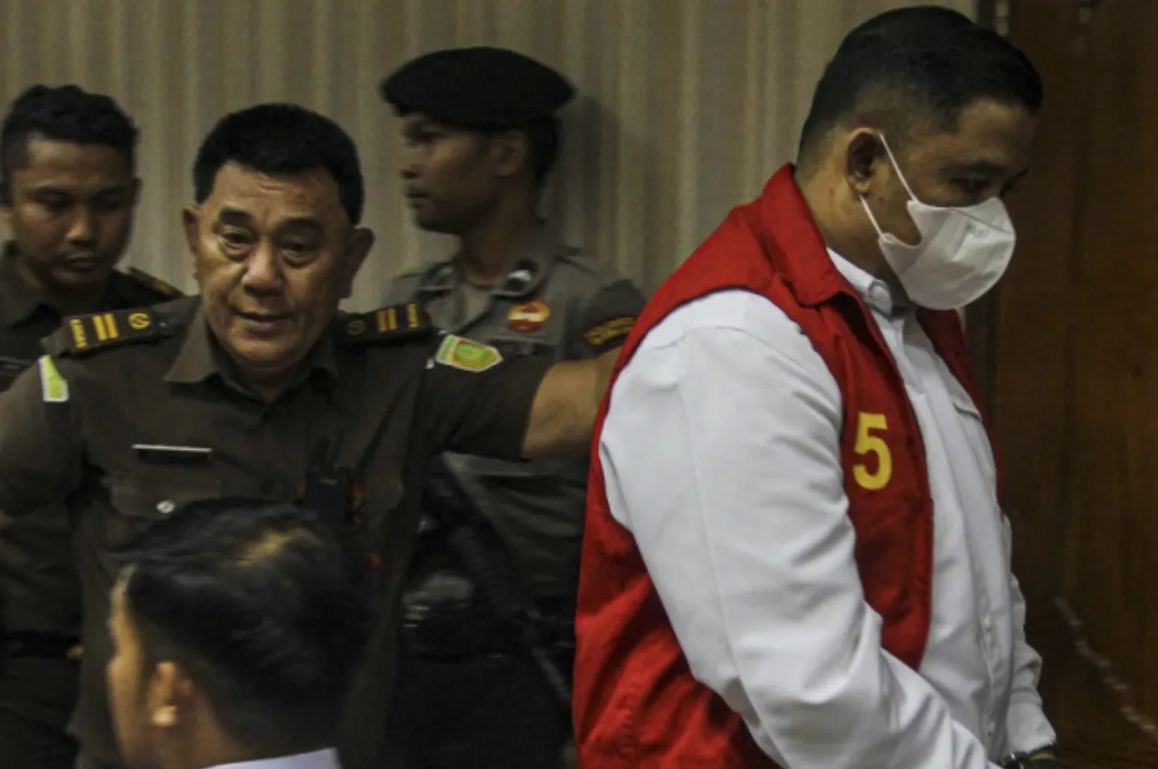 Lulusan Akpol 2008, Dituntut Hukuman Mati