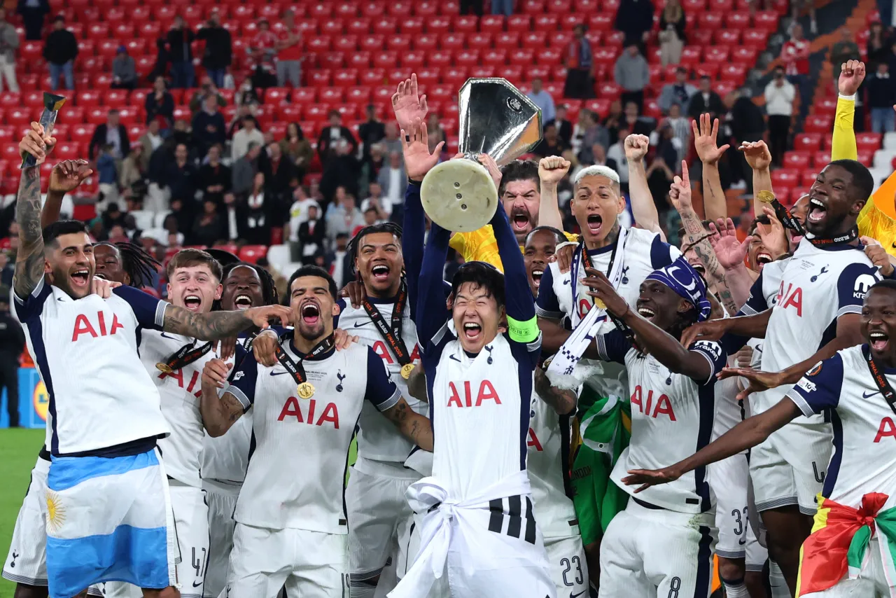 Baca juga : Tottenham Hotspur, Juara UEFA Europa League, Kalahkan Manchester United