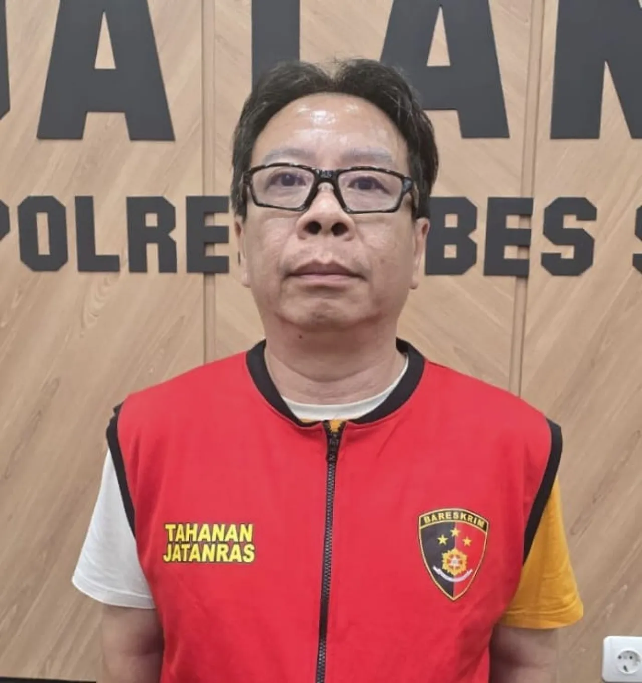 Usai Sang Istri, Kini Suami Juga Jadi Tersangka Perusakan Mobil di Surabaya