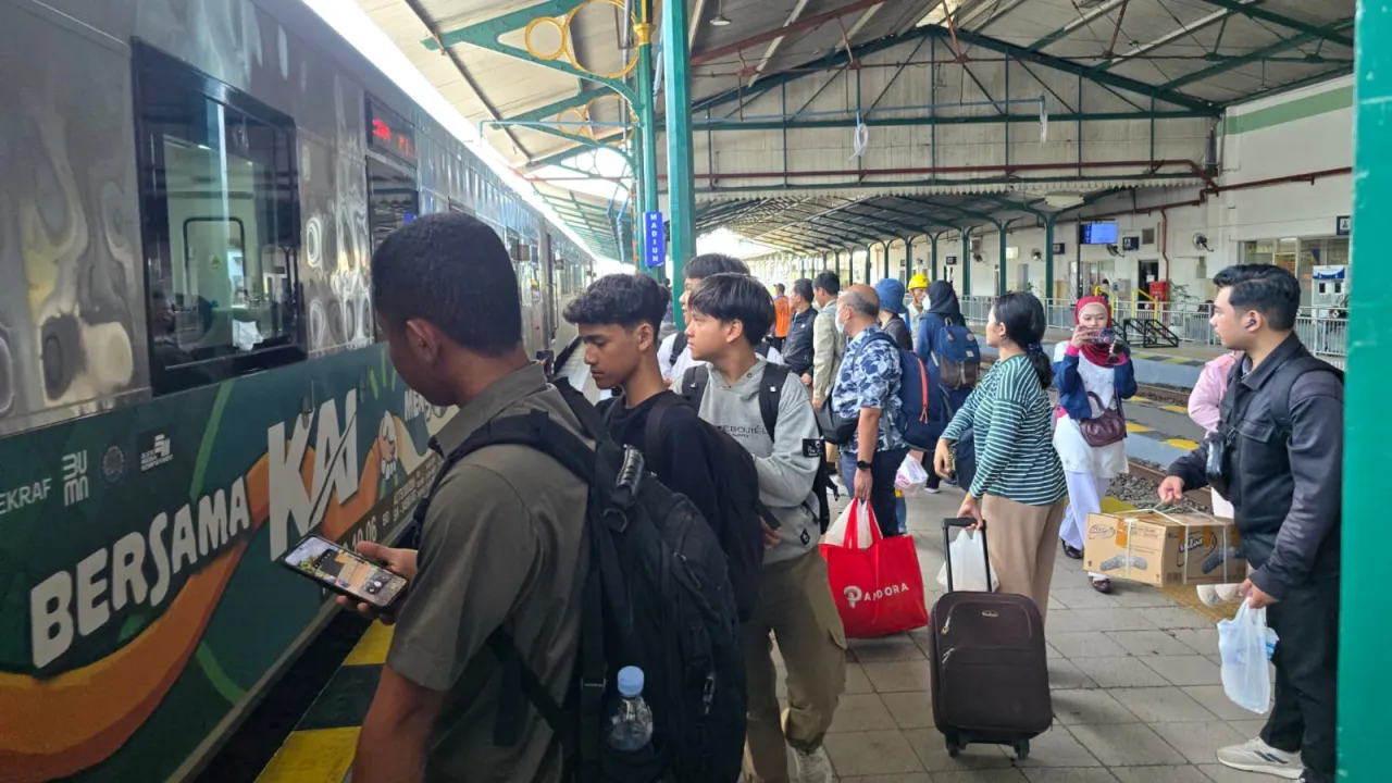 Libur Waisak pun, Okupansi KAI Capai 104 Persen