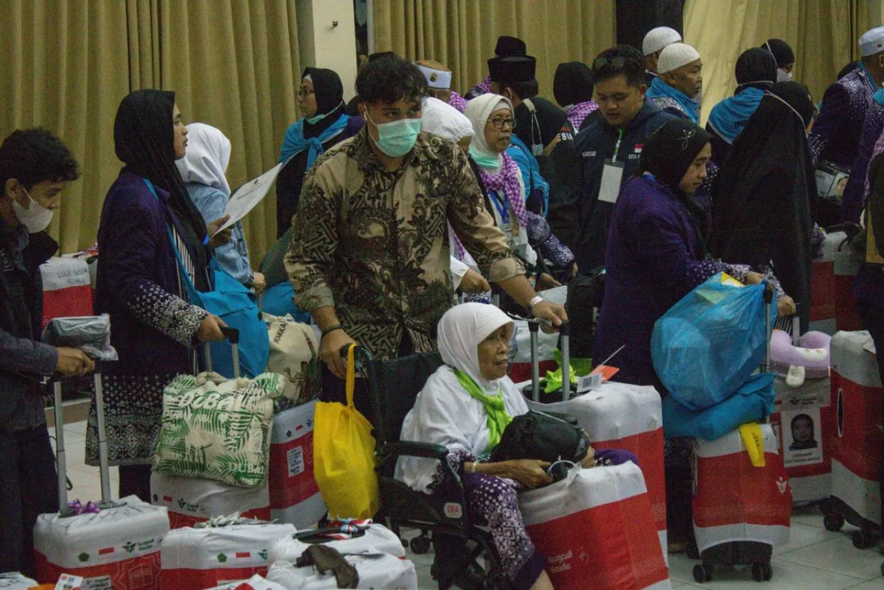 Tak Tahan Antri Lama, 719 Calon Haji Nyamar Turis, Ditangkal