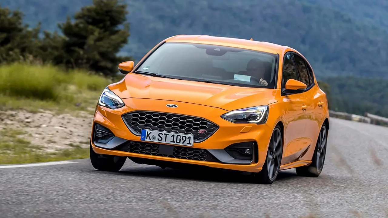 Focus ST Disuntik Mati, Ford Mulai Beralih ke EV dan Crossover/SUV