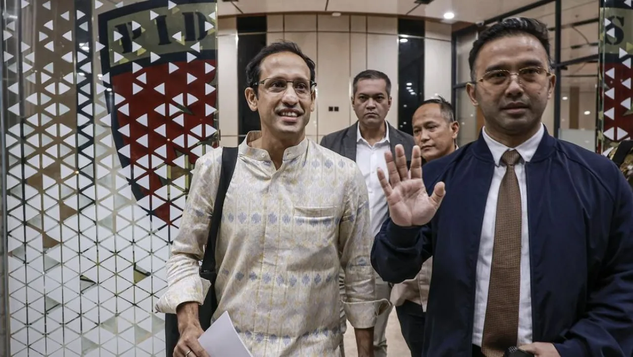 Kejagung Pelototi Nadiem, Rapat Pengadaan Laptop
