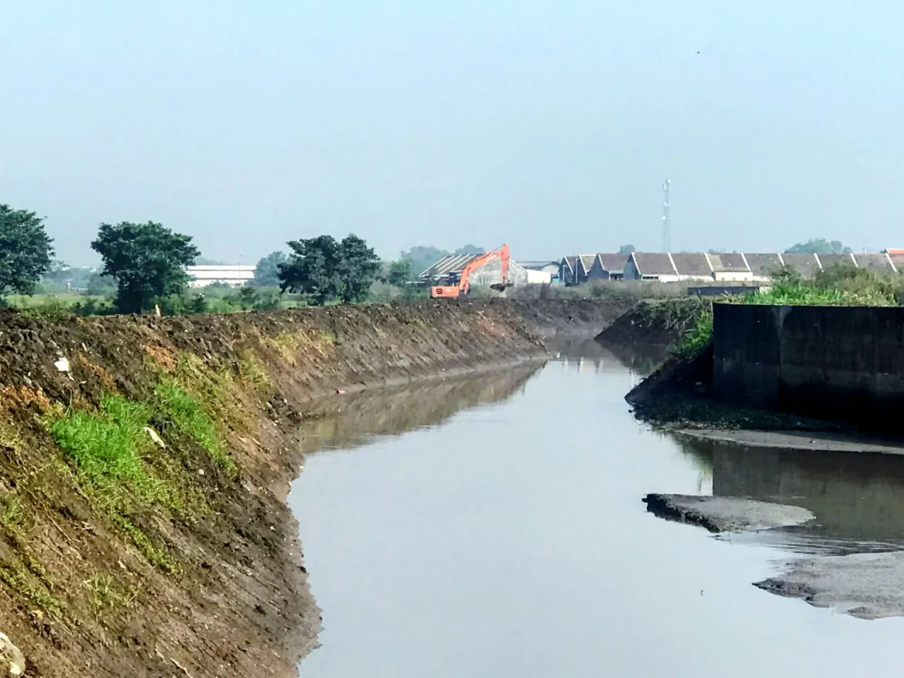 Pemkab Mojokerto Kebut Normalisasi Sungai 6,7 KM di 10 Desa Antisipasi Banjir 