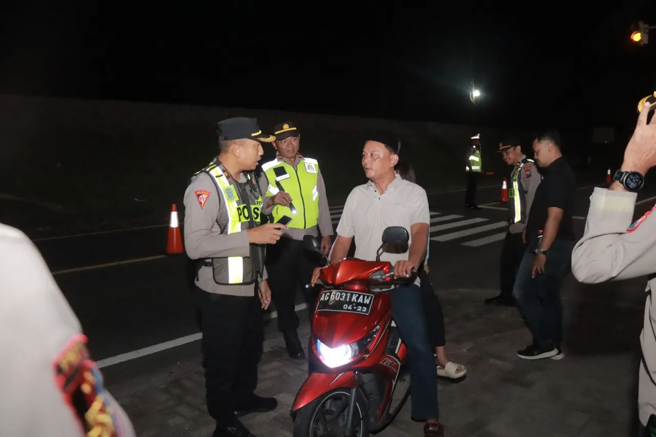 Cegah dan Tekan Kriminalitas, Polres Blitar Gelar Razia dengan Multi Sasaran