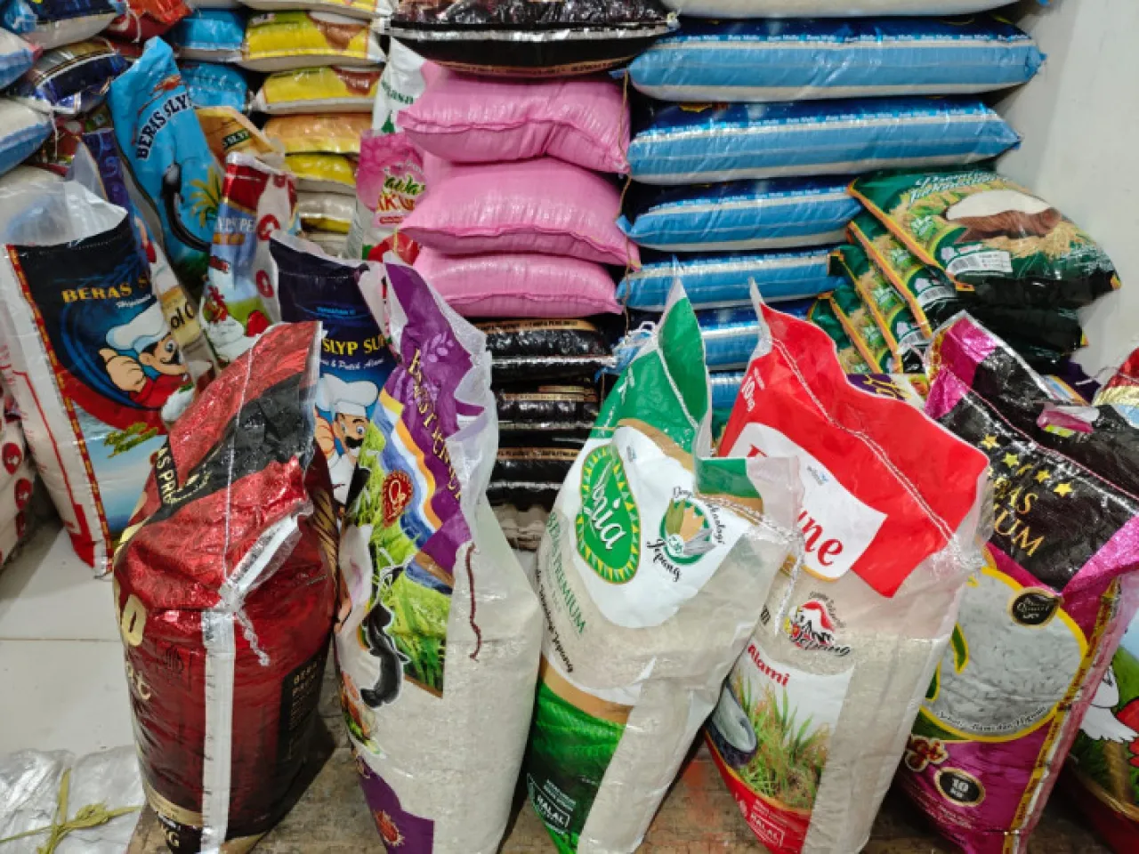Oplosan 212 Merek Beras Premium, Dibiarkan!