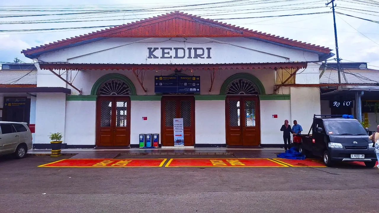 Puluhan Warga Kota Kediri Terancam Digusur PT KAI Akibat Sengketa Lahan