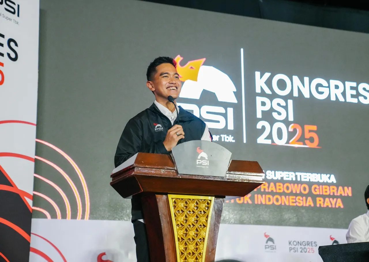 Baca juga : Kaesang Seka Air Mata, Dengar Janji Jokowi