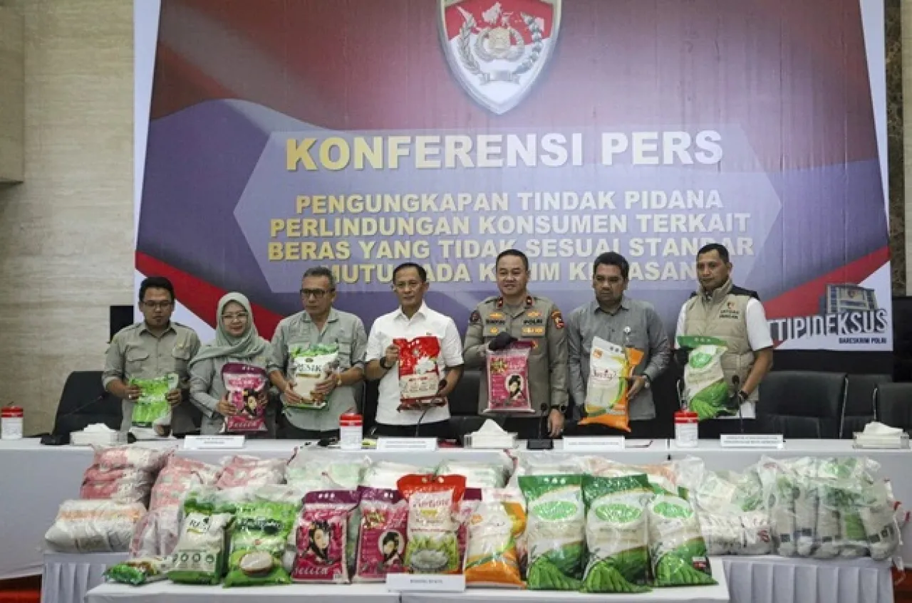 Kejagung, Bidik Kasus Beras Oplosan dengan UU Tipikor