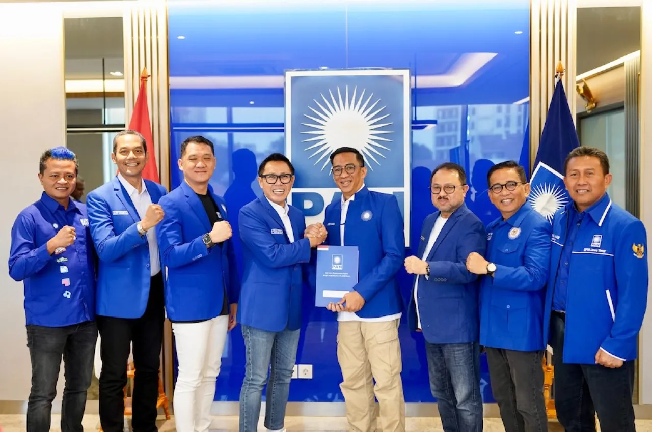 Baca juga : Rizki Sadig, Aqib dan Kaji Beky Pimpin PAN Jatim, Gandeng Anak Muda Hadapi Pemilu 2025