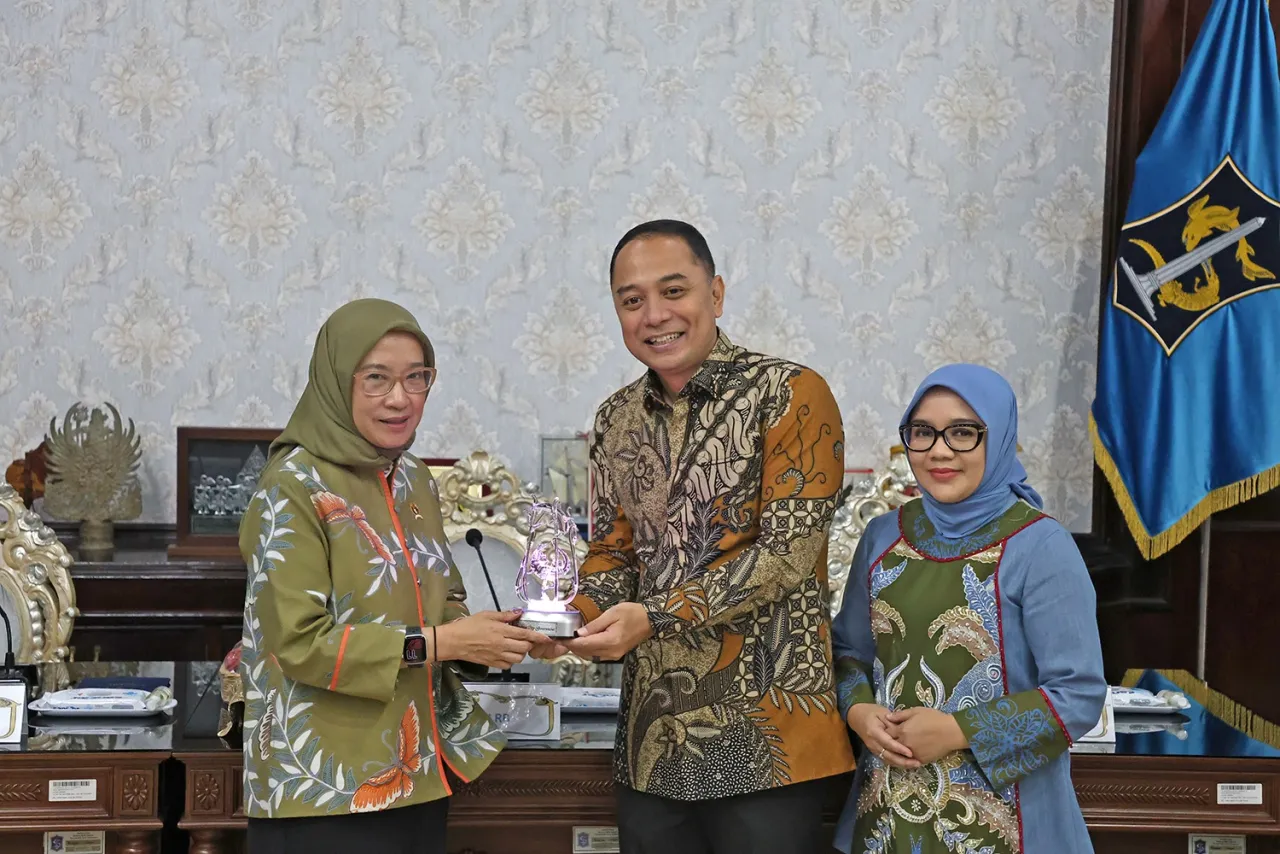 Menpan RB Puji Surabaya: Reformasi Birokrasi Nomor Satu di Indonesia