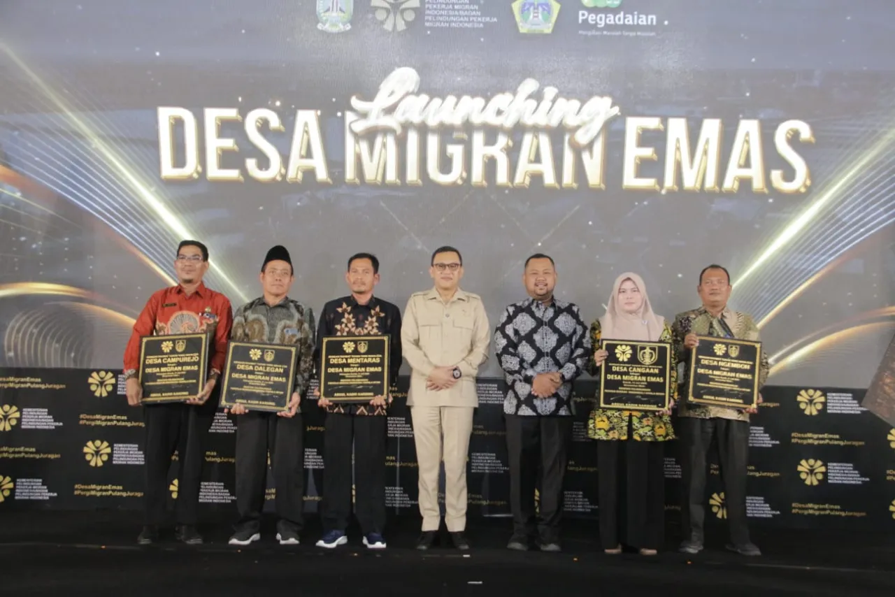 Menteri PPMI Luncurkan Lima Desa Migran Emas Percontohan di Gresik