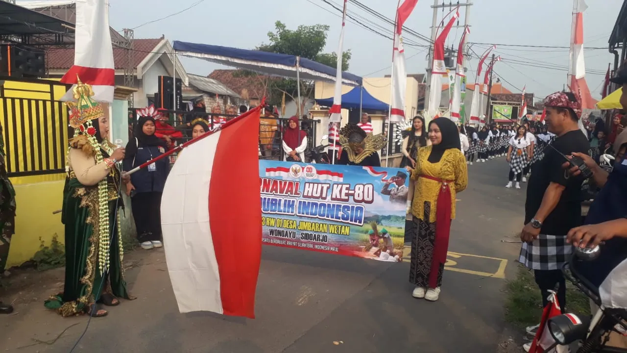 Semarakkan HUT RI, Pemdes Jimbaran Wetan Gelar Karnaval Bertabur Doorprize