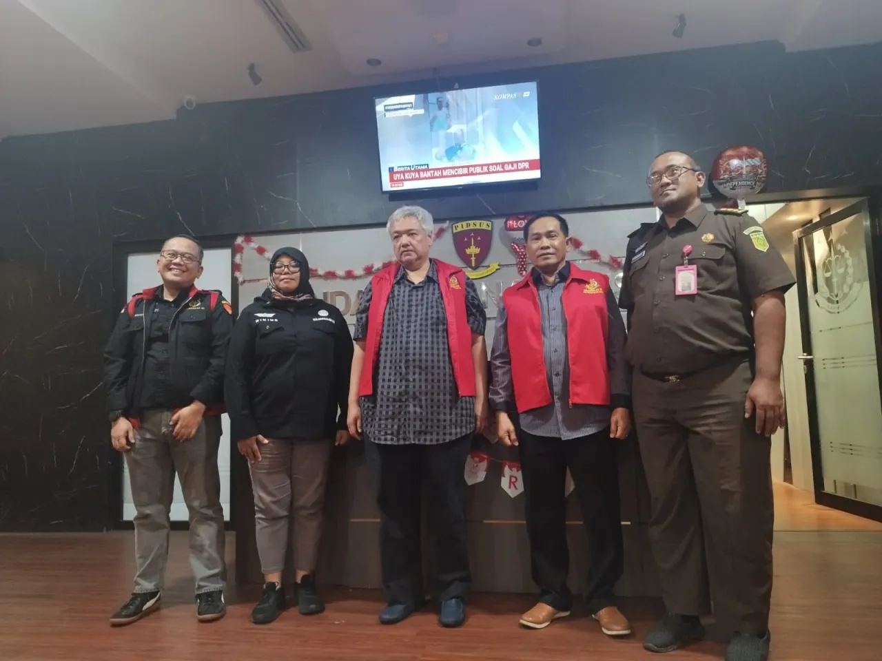 Baca juga : Pejabat dan Pengendali Proyek Masuk Bui