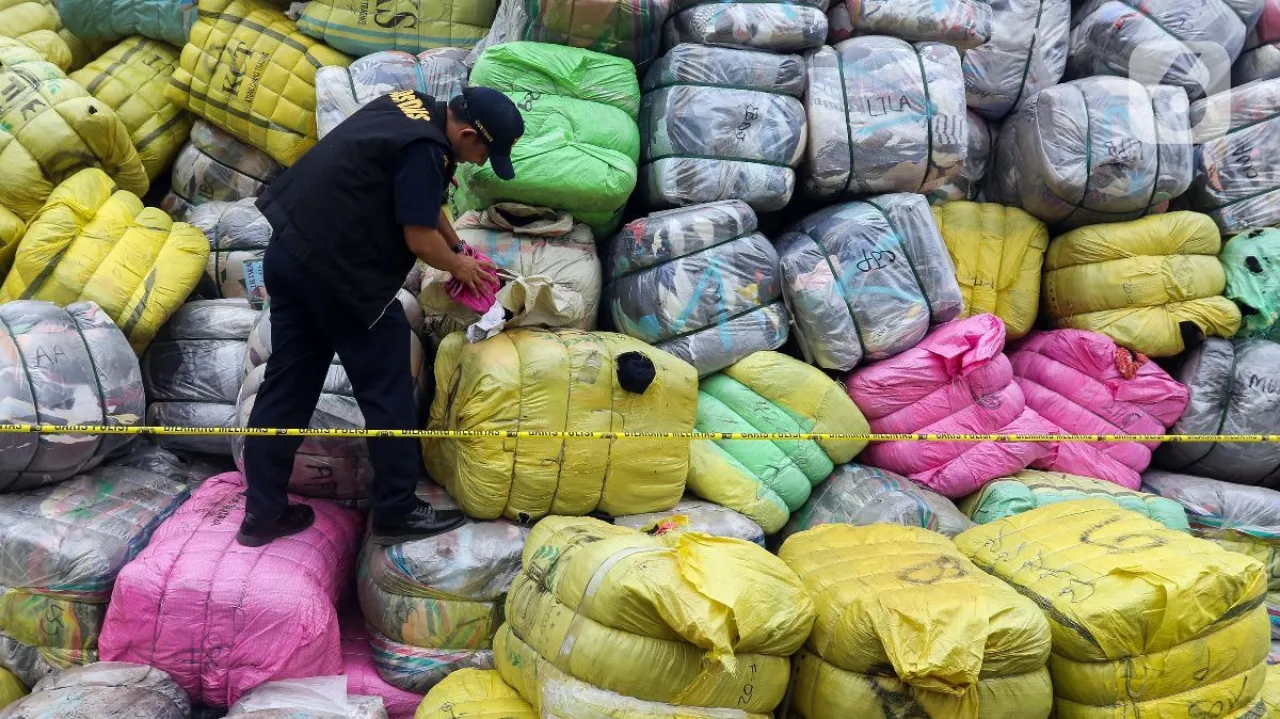 Baca juga : Pemerintah Seperti tak Lihat Kejadian di Lapangan