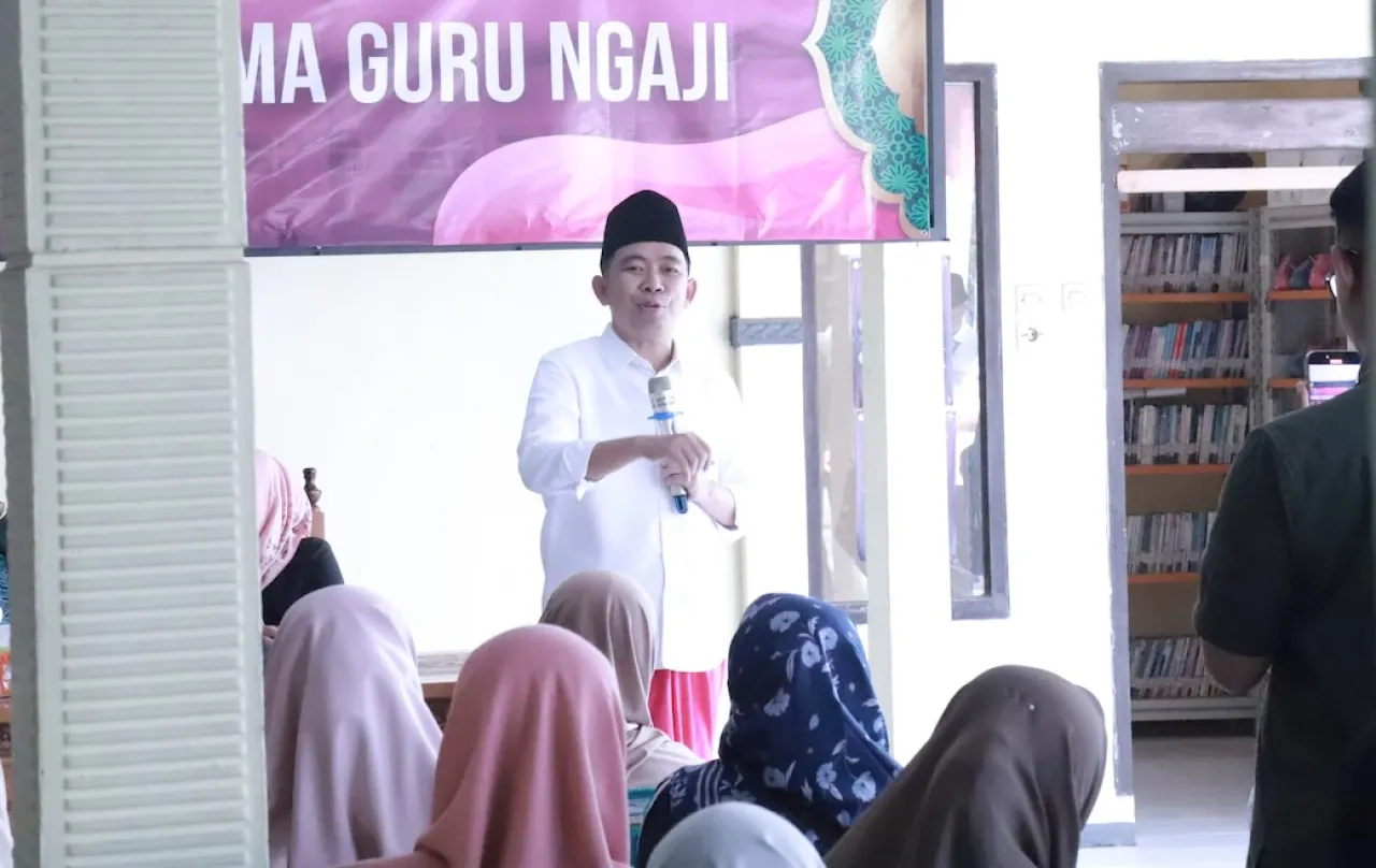 Terbesar Sepanjang Sejarah Jember, Gus Fawait Distribusikan 22 Ribu Insentif Guru Ngaji