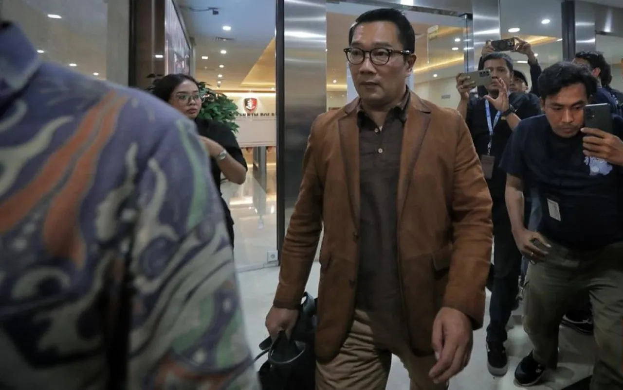 Gegara Dituding Selingkuh, Mantan Gubernur Jalani Tes DNA