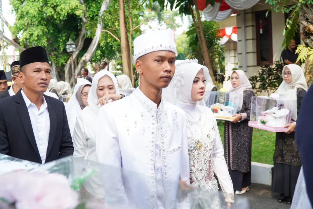 Sebanyak 31 Pasangan di Lamongan Terima Dokumen Nikah Usai Mengikuti Isbat Nikah