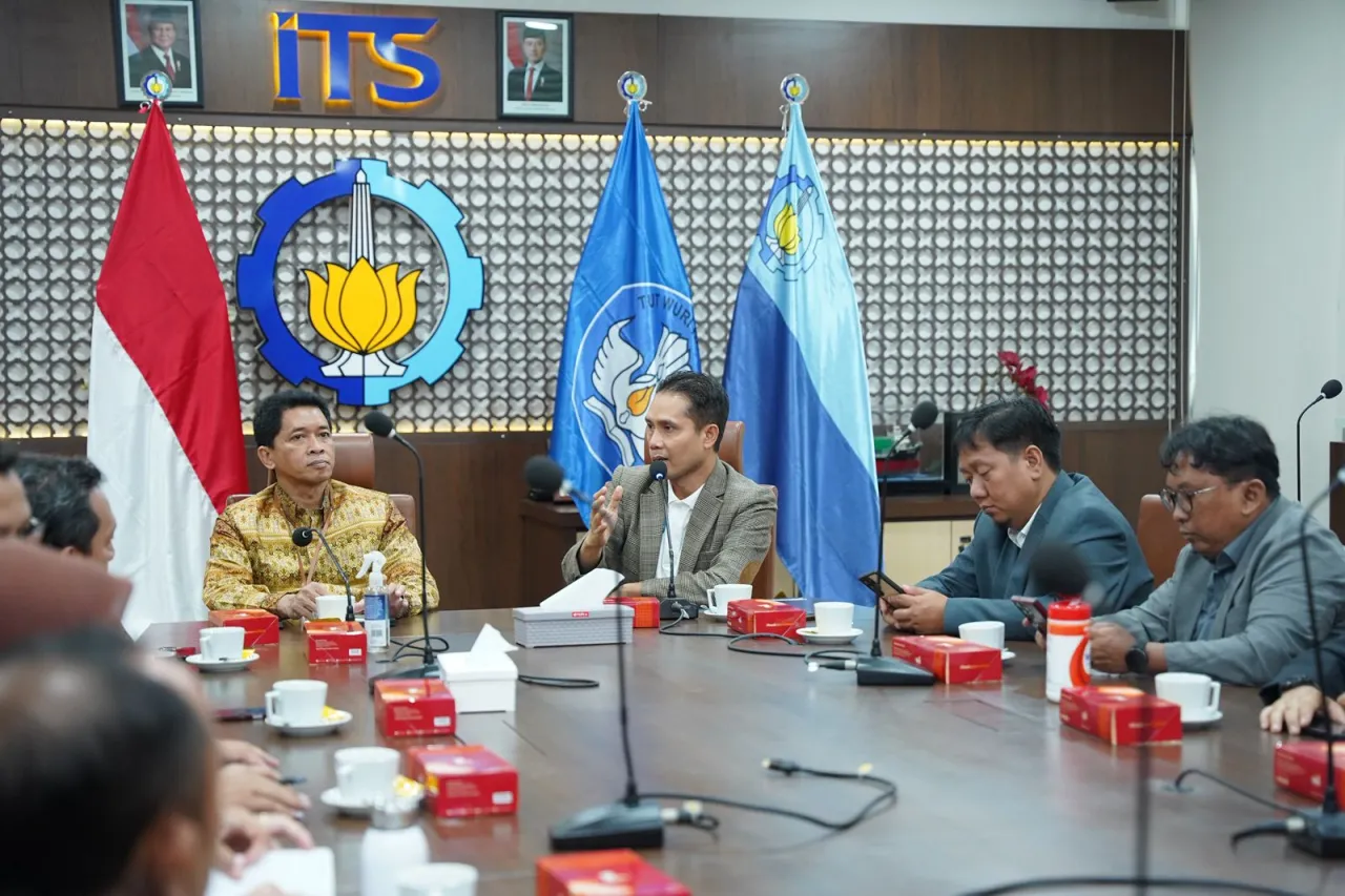 Peringati HPN 2025, PLN Komitmen Optimalkan Pelayanan di Jatim