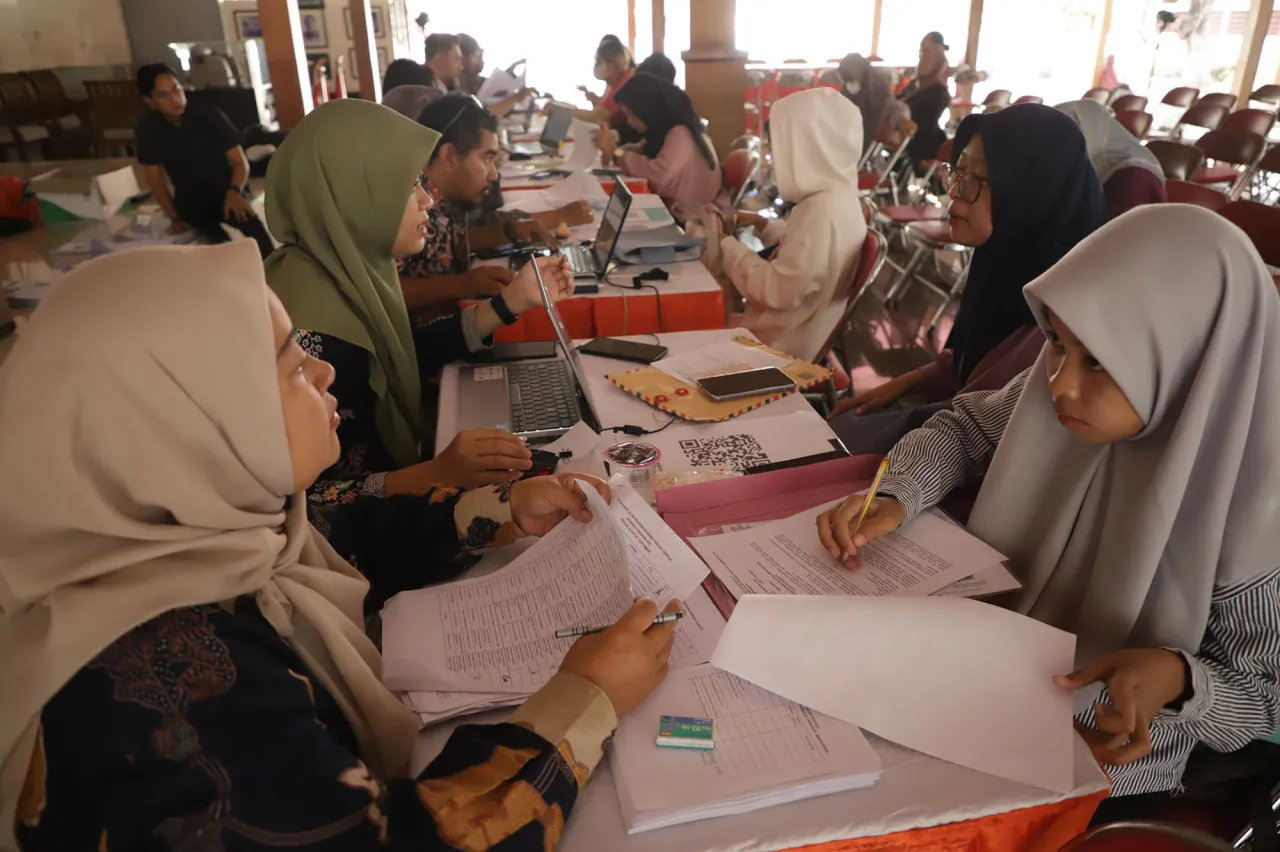 Pemkot Surabaya Siapkan Rp192,8 Miliar untuk Beasiswa 24.000 Mahasiswa 2026
