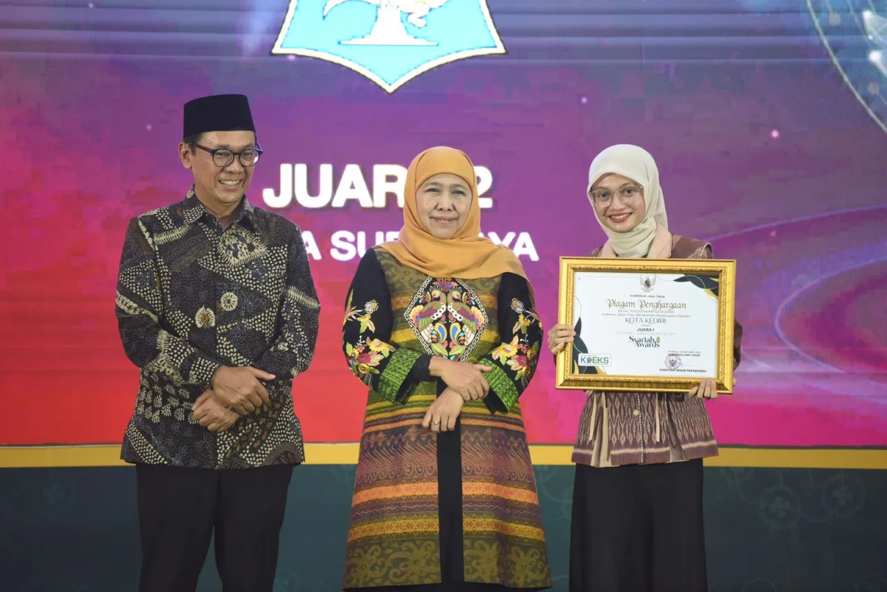 Mbak Wali Bawa Pulang Dua Penghargaan Pada Syariah Award untuk Kota Kediri