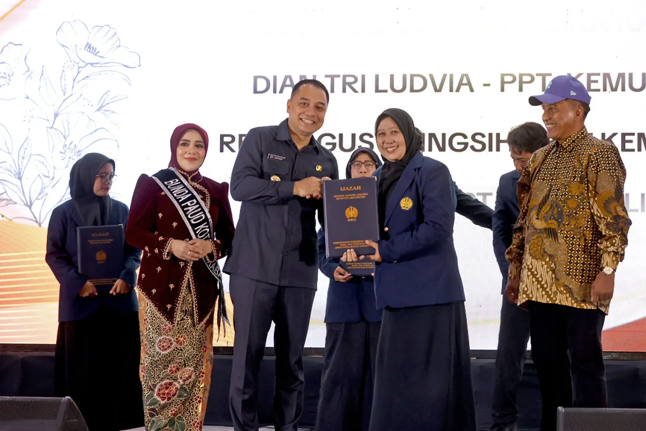 Tingkatkan Mutu Pendidik, Wali Kota Eri Apresiasi UNESA Beri Beasiswa S2 untuk Lulusan Bunda PAUD